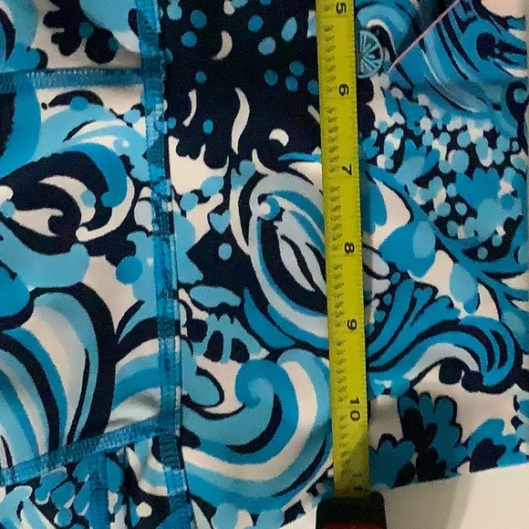 Lilly Pulitzer - Picture 3 of 5